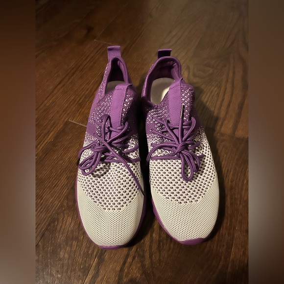 Purples & White Slip on/Lace Up Women’s Running Shoes - Picture 2 of 4